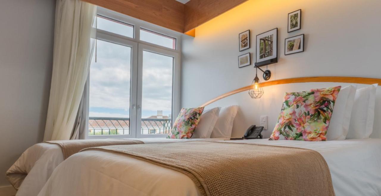 Hotel Monte Brasil Ангра-ду-Ероїшму Екстер'єр фото